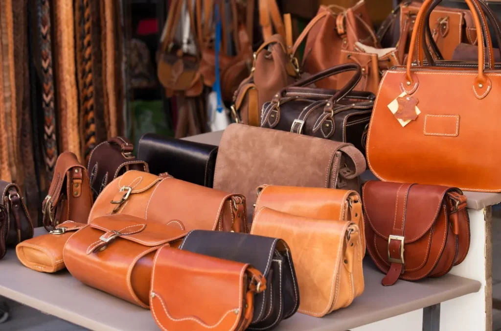 Formación Complementaria de Armado de Bolsos en Cuero 4